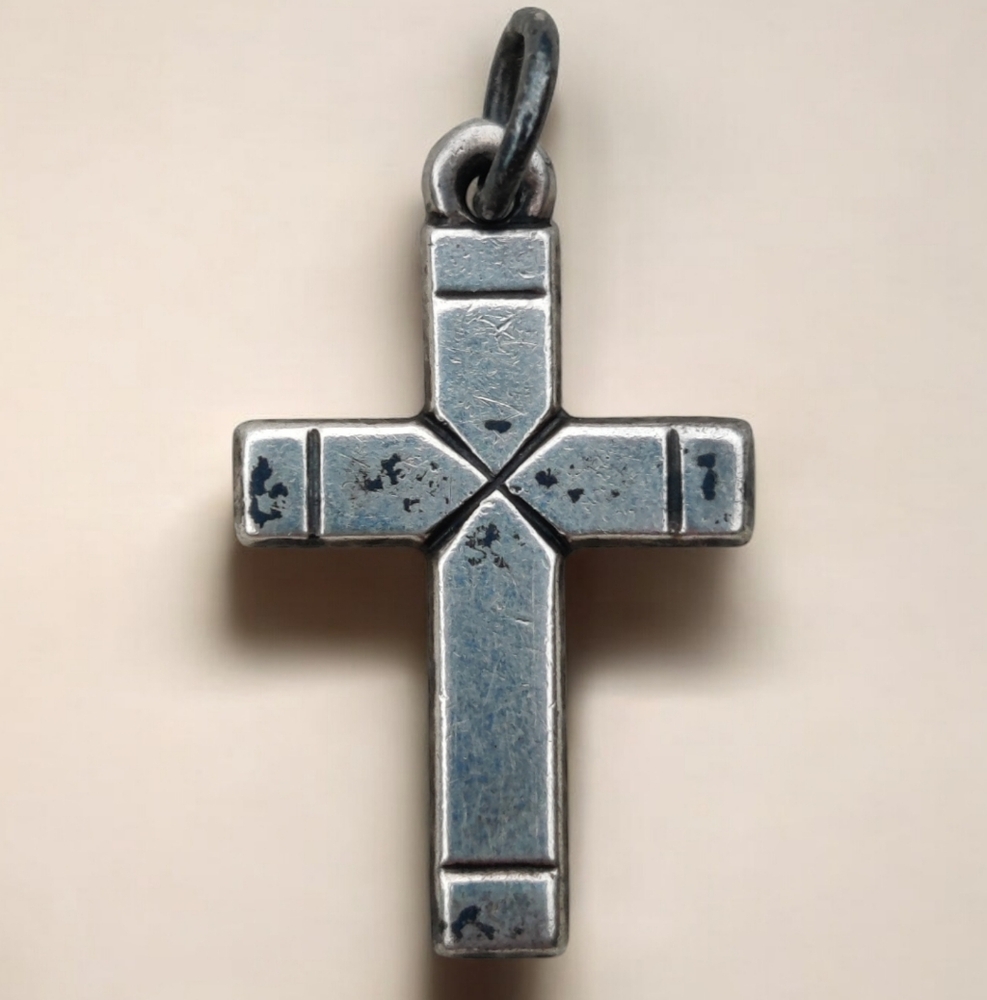 Vintage sterling James Avery cross pendant